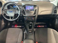 Ford Focus - Ansicht 19