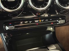 Mercedes-Benz CLA 200 Shooting Brake - Ansicht 35