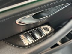 Mercedes-Benz E 300 - Ansicht 17