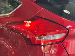 Ford Focus - Ansicht 12