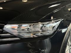 VW Passat Variant - Ansicht 10