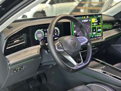VW Passat Variant - Ansicht 16