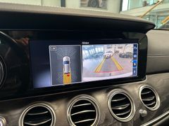 Mercedes-Benz E 300 - Ansicht 32