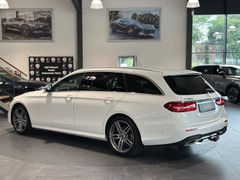 Mercedes-Benz E 300 - Ansicht 3