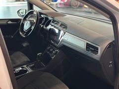 VW Touran - Ansicht 30