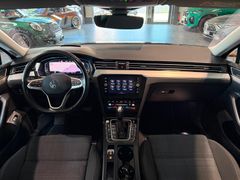 VW Passat Variant - Ansicht 28