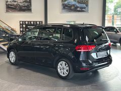 VW Touran - Ansicht 4