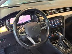 VW Passat Variant - Ansicht 23