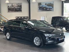 VW Passat Variant - Ansicht 2
