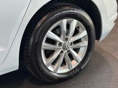 VW Touran - Ansicht 12